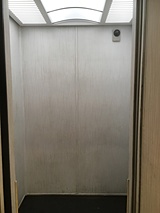 仙台市　エレベーターシート貼り　施工前